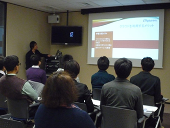 取締役CTO 高橋によるプレゼンの様子