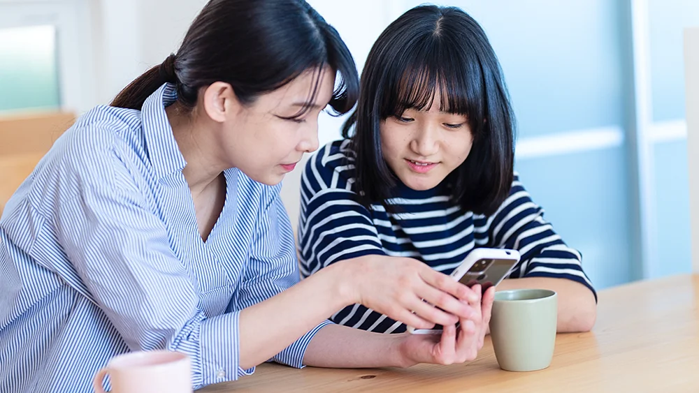 子どもがネットでトラブルに遭いやすいのはどんなとき？事例から考える予防策（イメージ）